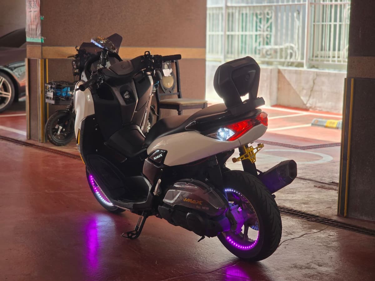 야마하 NMAX 125 7