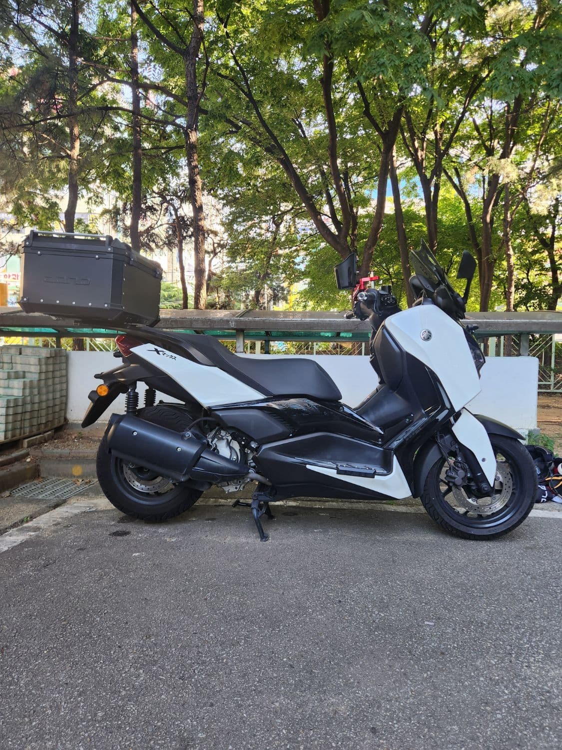 야마하 XMAX 300 ABS 3