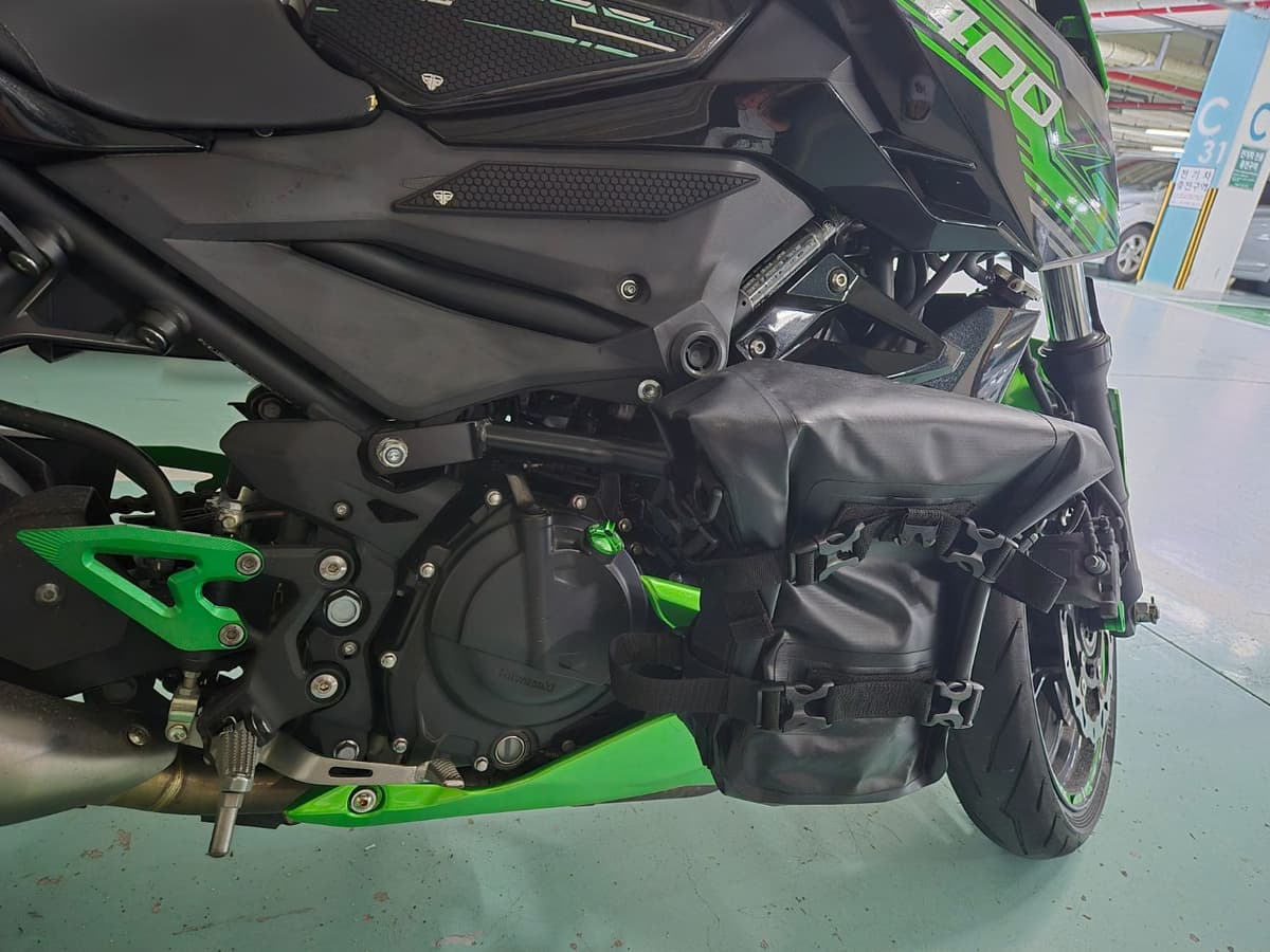 가와사키 Z 400 8