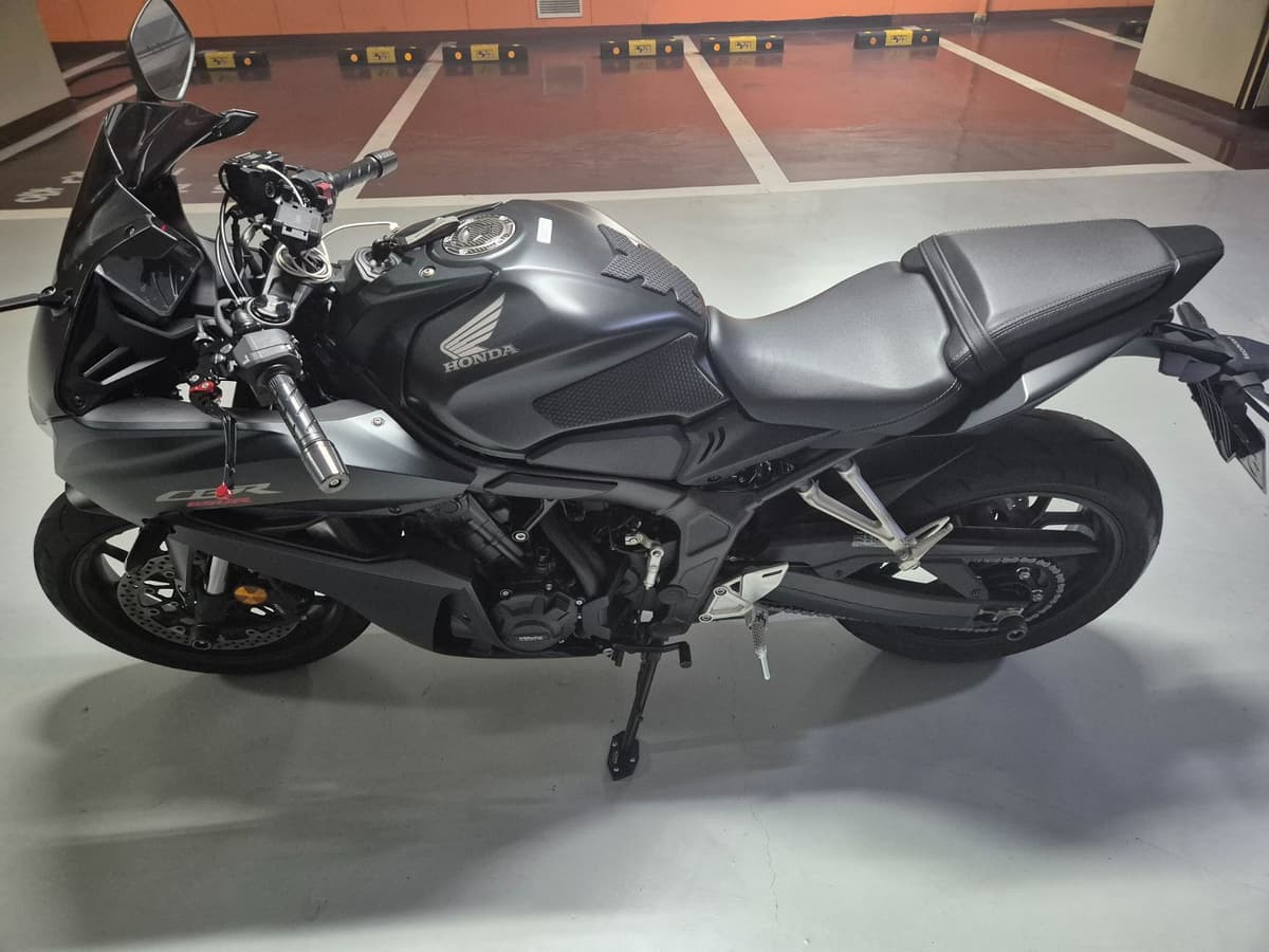 혼다 CBR 650 R E-CLUTCH 2
