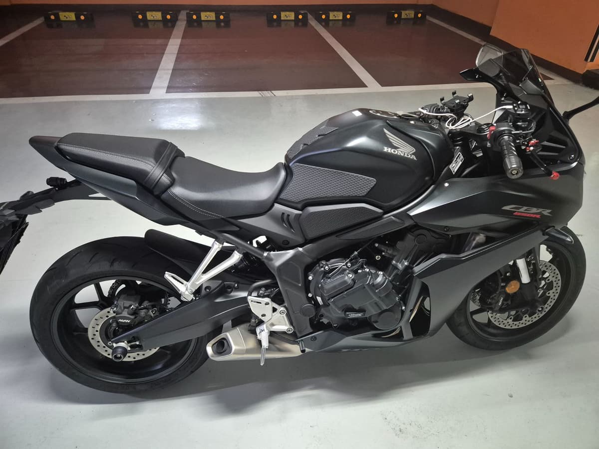 혼다 CBR 650 R E-CLUTCH 1