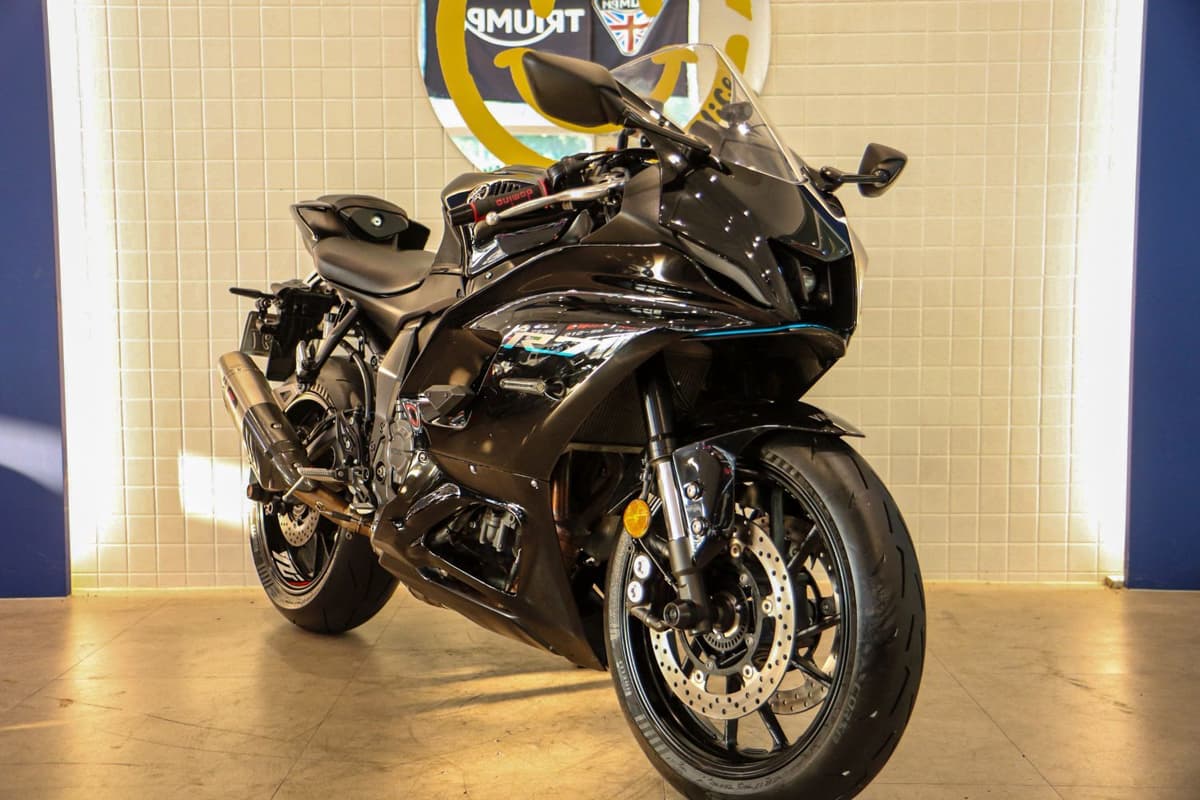 야마하 YZF R7 2
