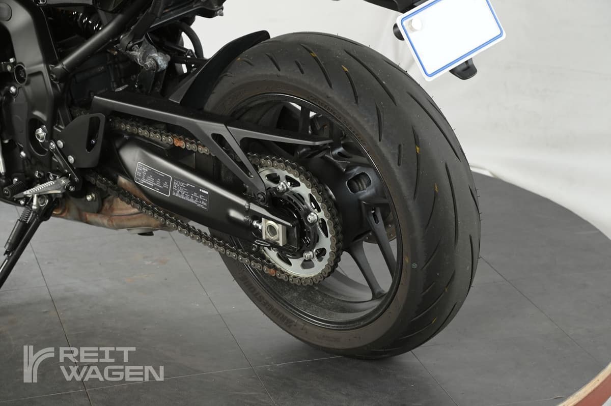 야마하 XSR 900 16