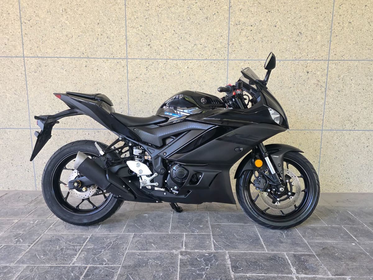 야마하 YZF R3 1