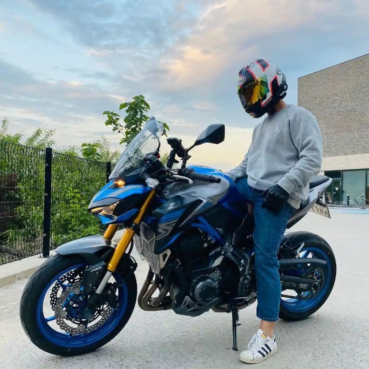 가와사키 Z 900 1