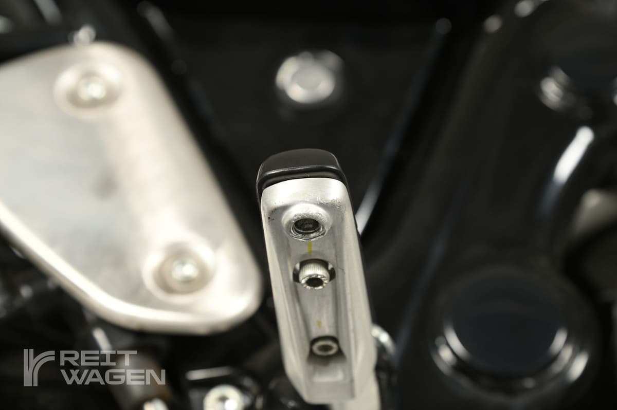 로얄엔필드 컨티넨탈 GT 650 46