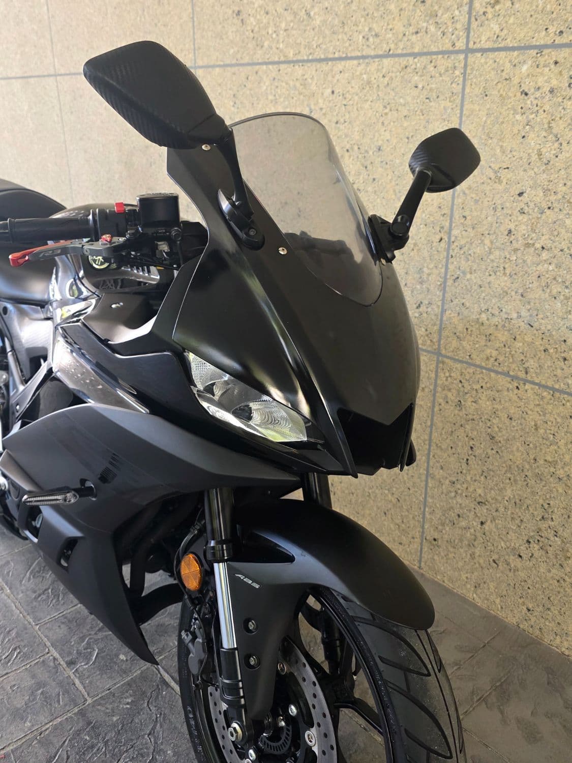 야마하 YZF R3 more