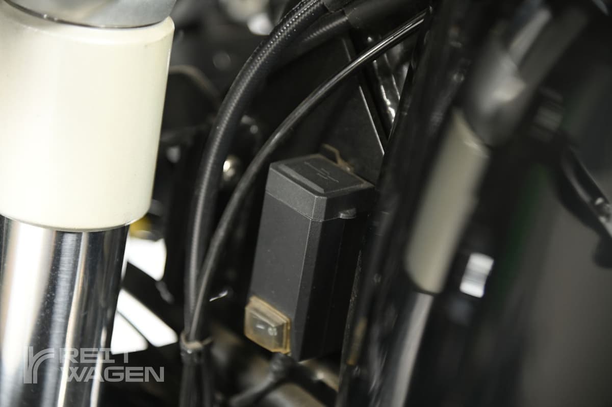 로얄엔필드 컨티넨탈 GT 650 35