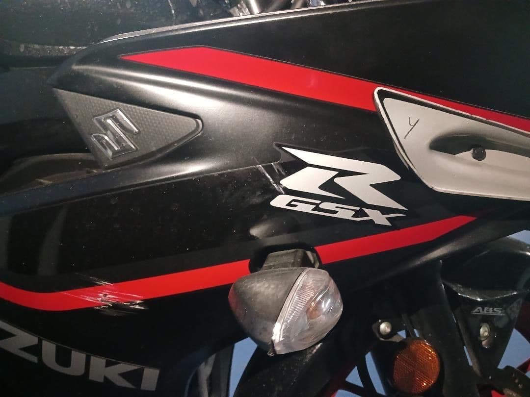 스즈키 GSX R 125 ABS 2