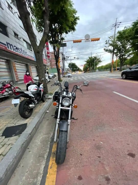 혼다 마그나 750 1