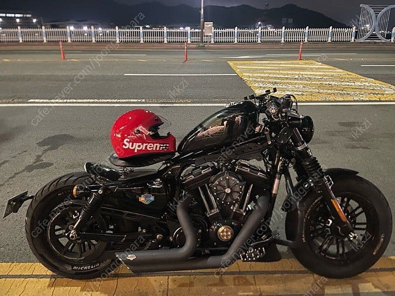 할리데이비슨 포티에잇 1