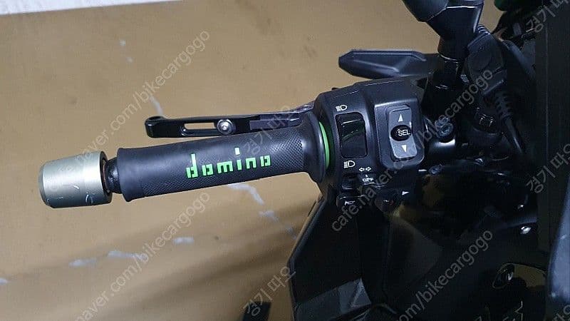 가와사키 Z 900 4