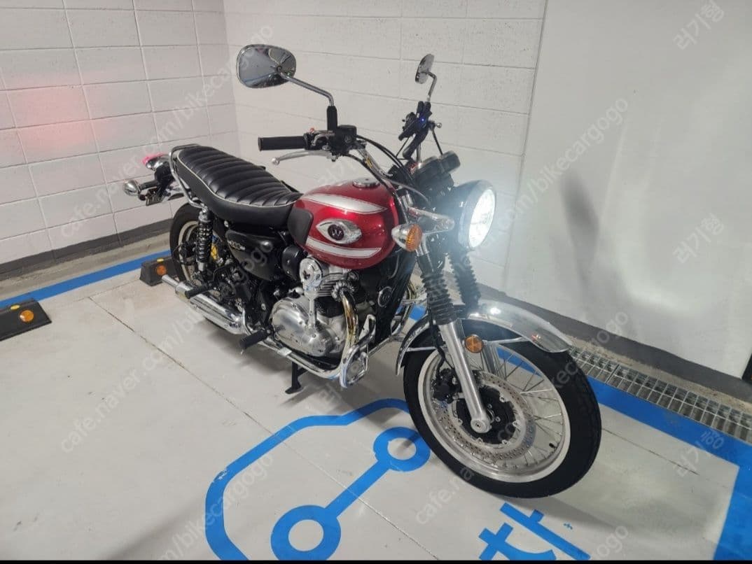 가와사키 W 800 1