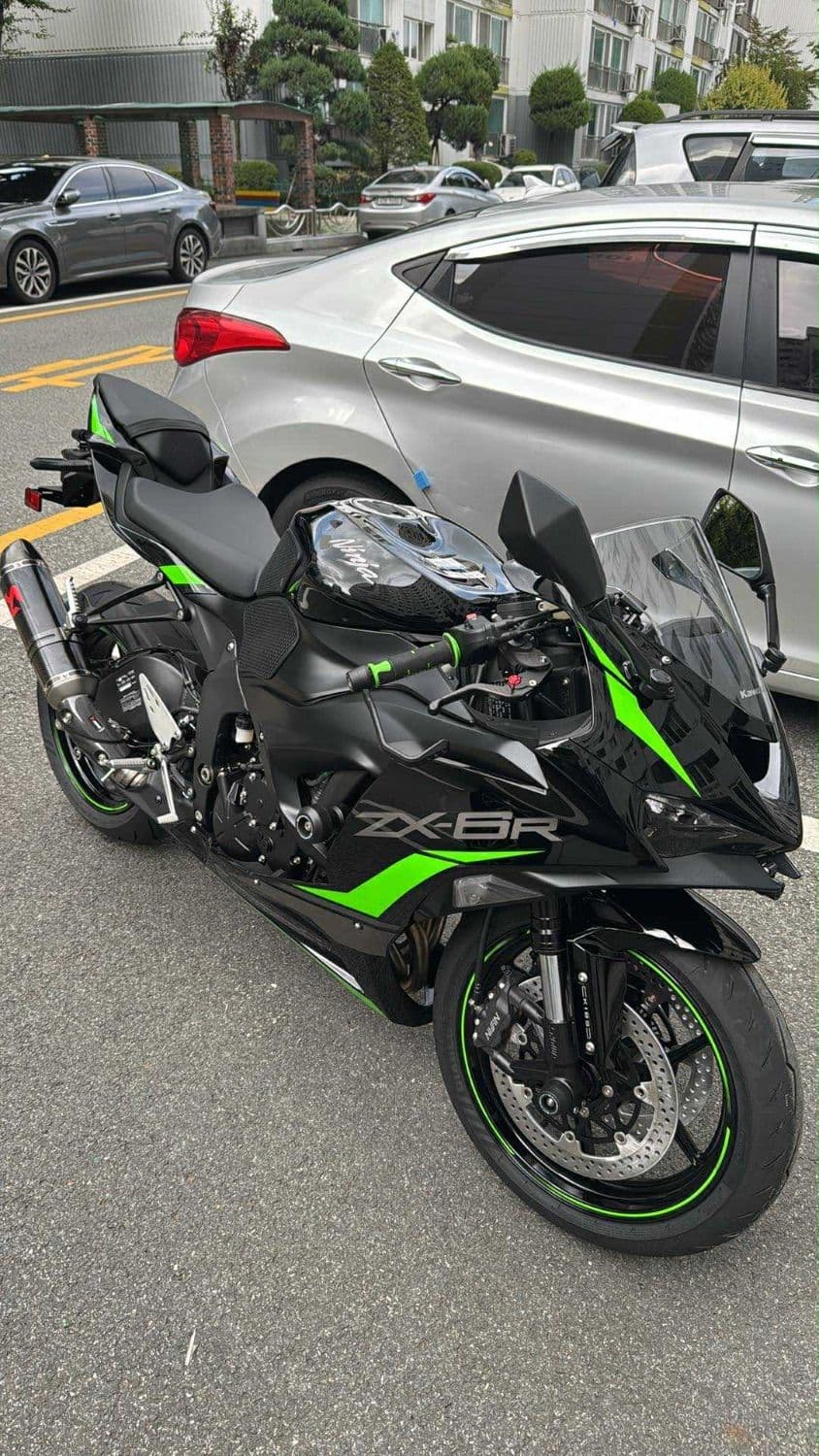 가와사키 닌자 ZX-6R 3