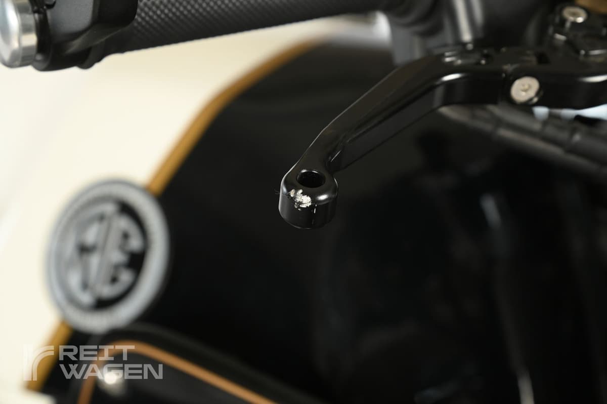 로얄엔필드 컨티넨탈 GT 650 43