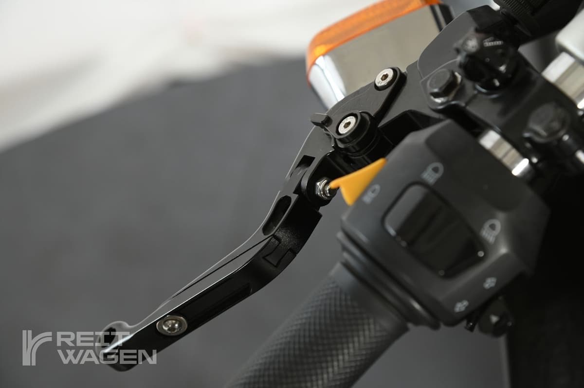 로얄엔필드 컨티넨탈 GT 650 24