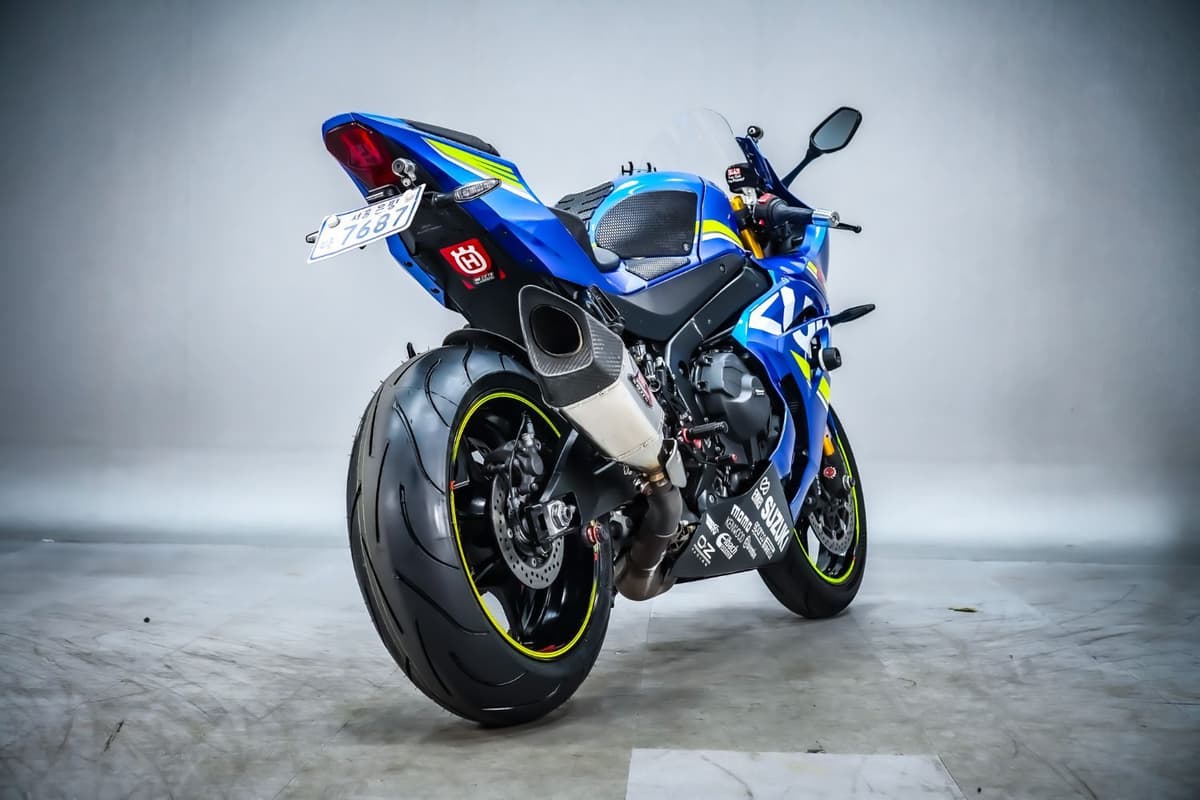 스즈키 GSX R 1000 R 15