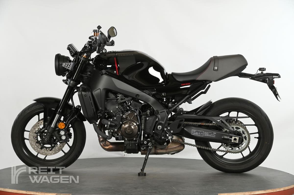 야마하 XSR 900 2