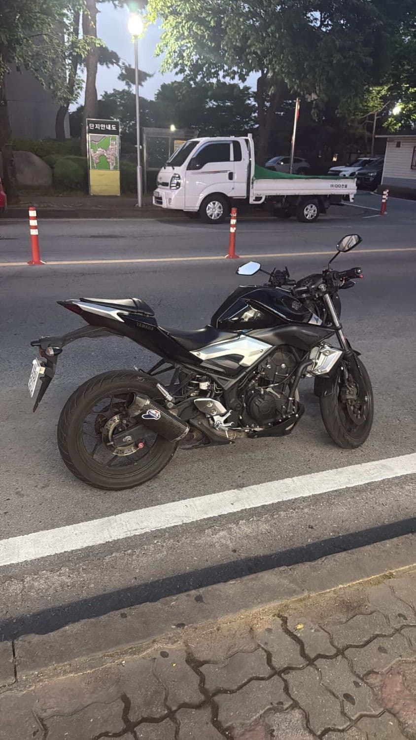야마하 MT 03 1