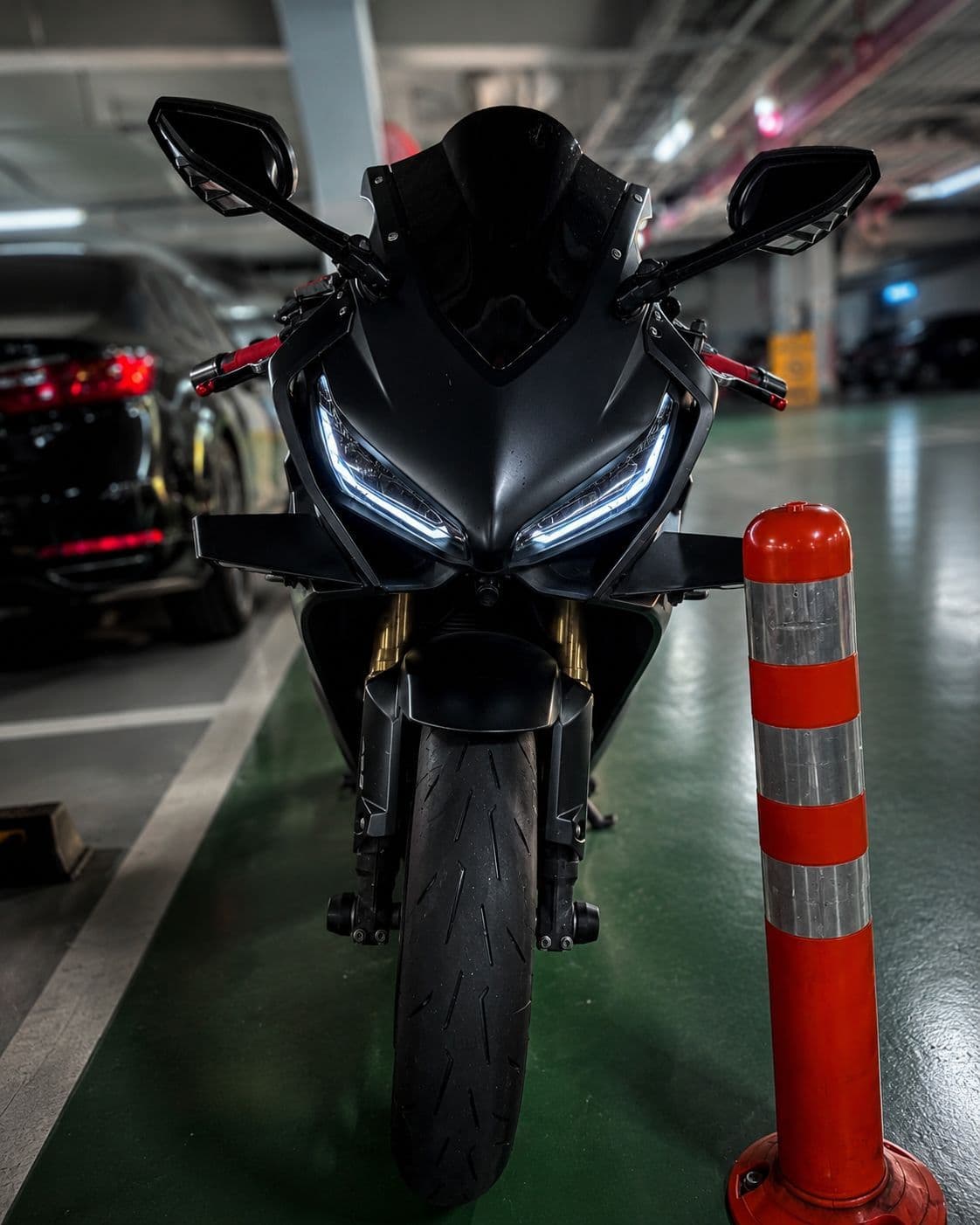 혼다 CBR 650 R MT 1