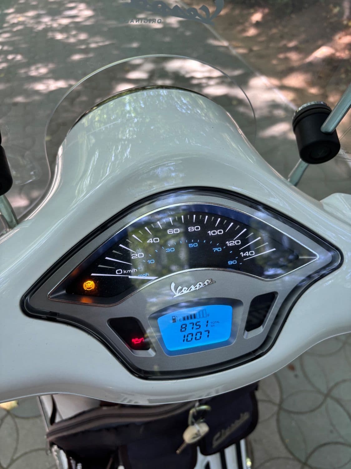 베스파 프리마베라 125 V3 9