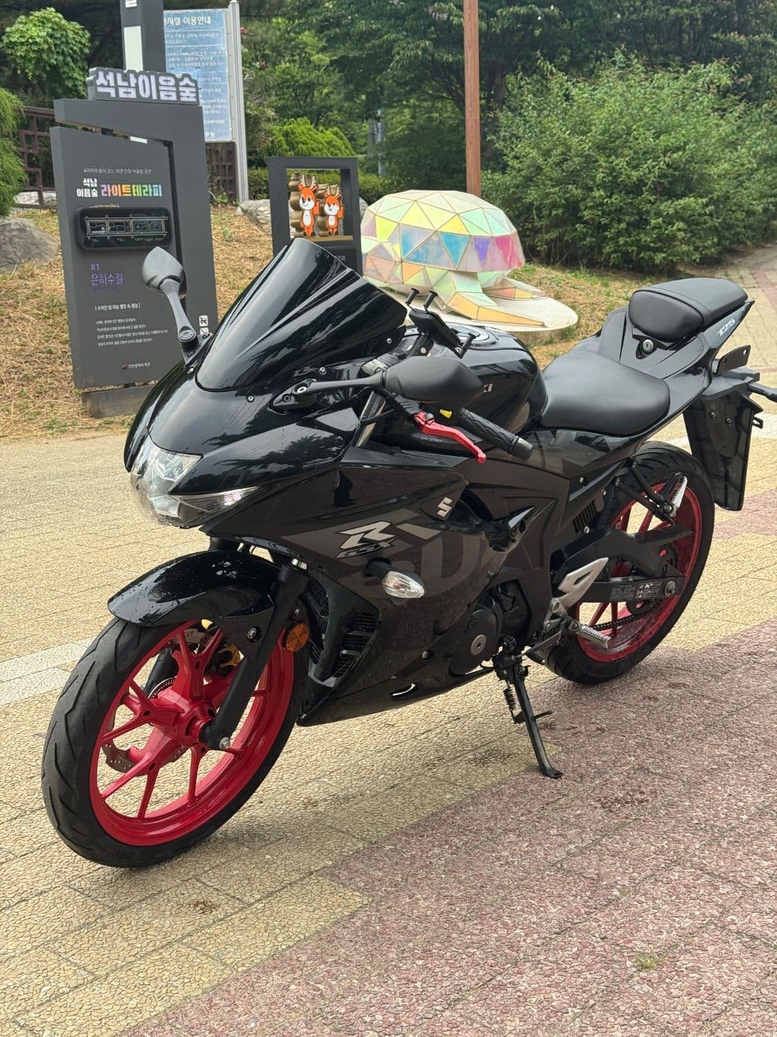 스즈키 GSX R 125 ABS 2