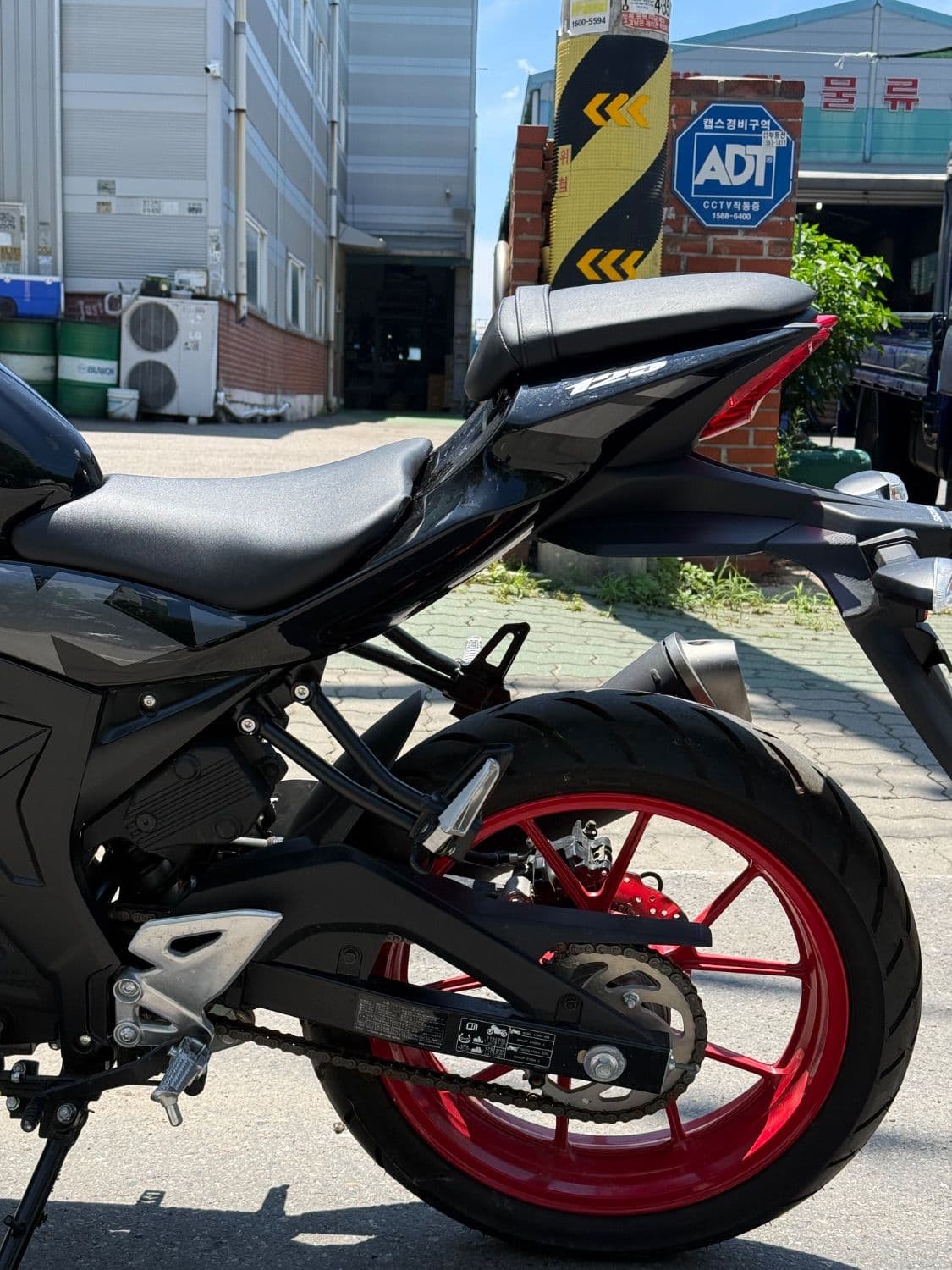 스즈키 GSX R 125 ABS 4