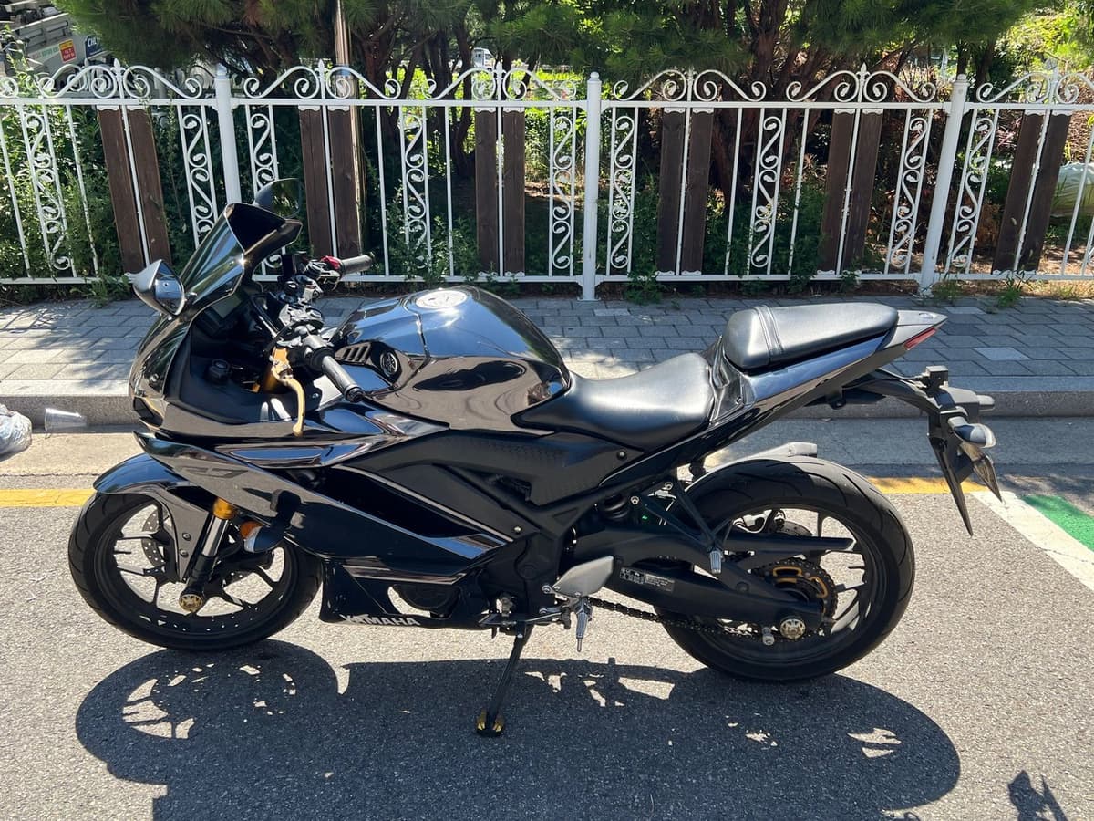 야마하 YZF R3 1