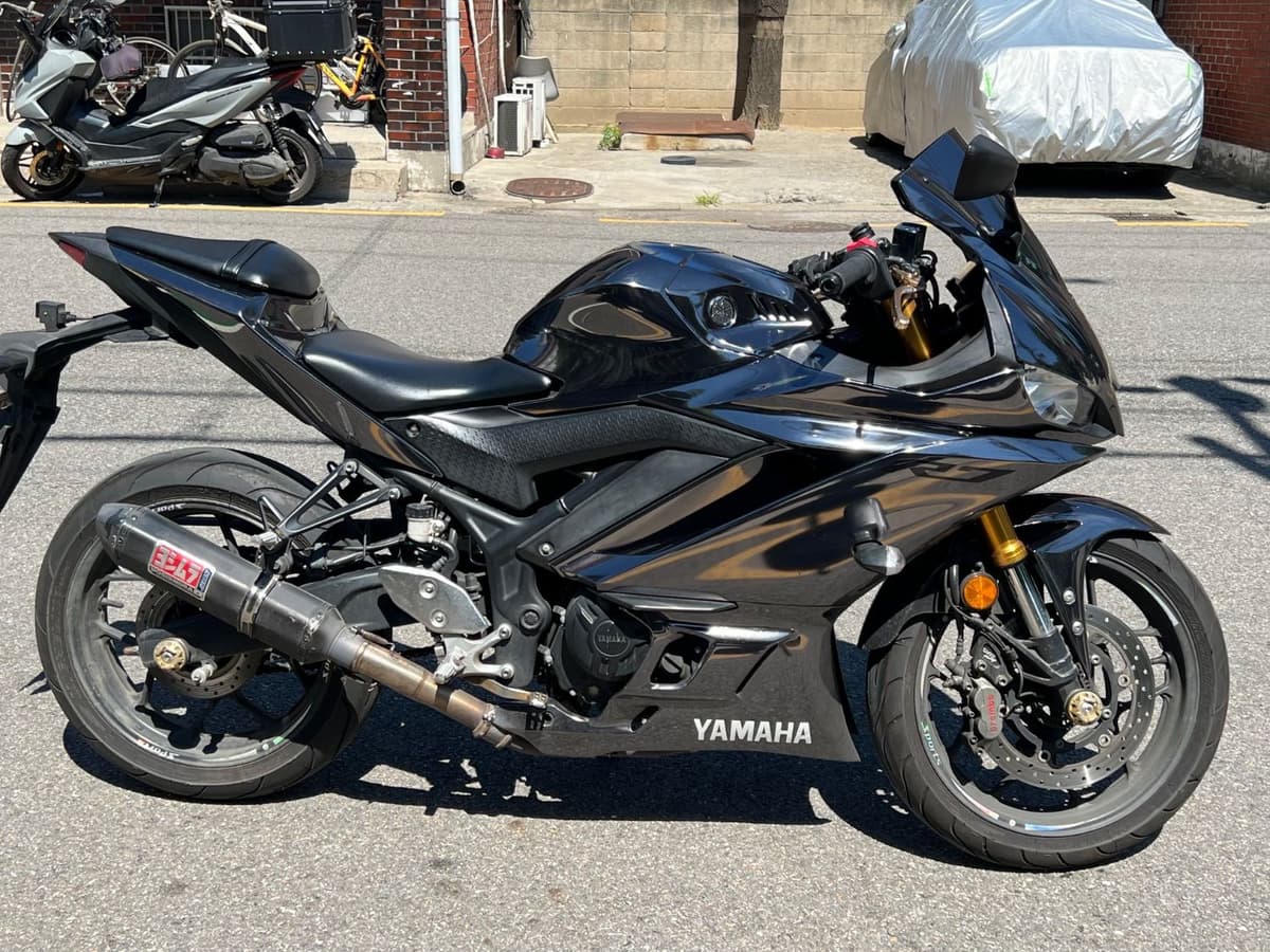야마하 YZF R3 3