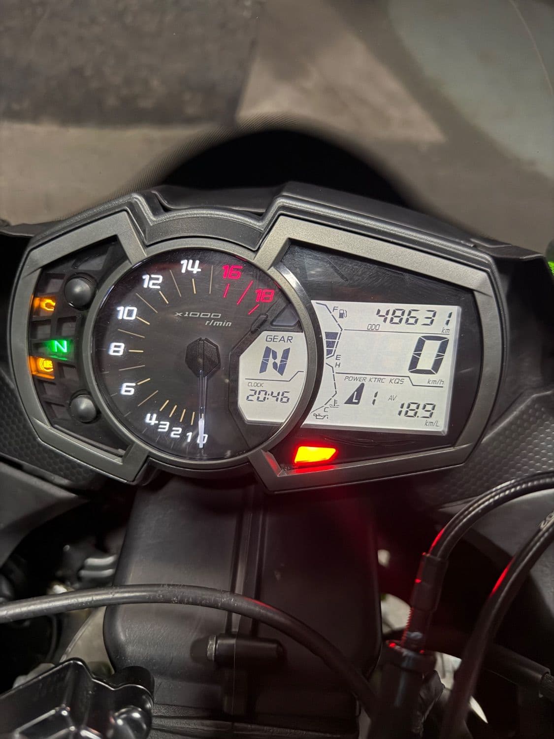 가와사키 닌자 ZX-6R 11