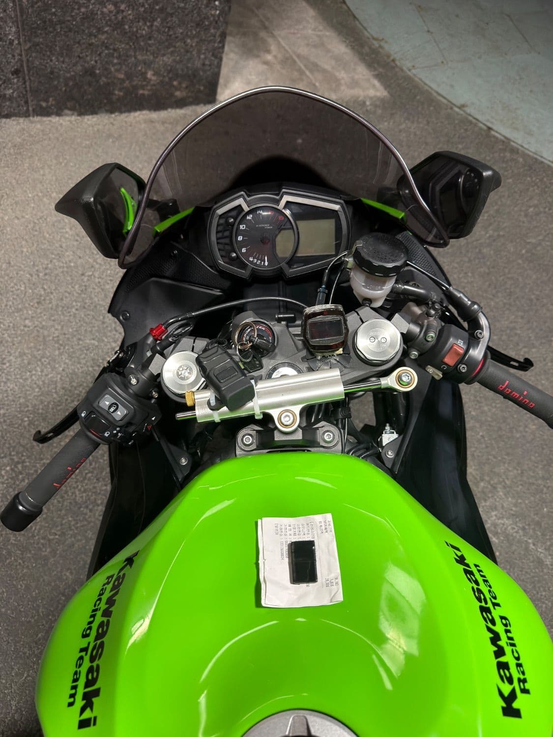 가와사키 닌자 ZX-6R 4