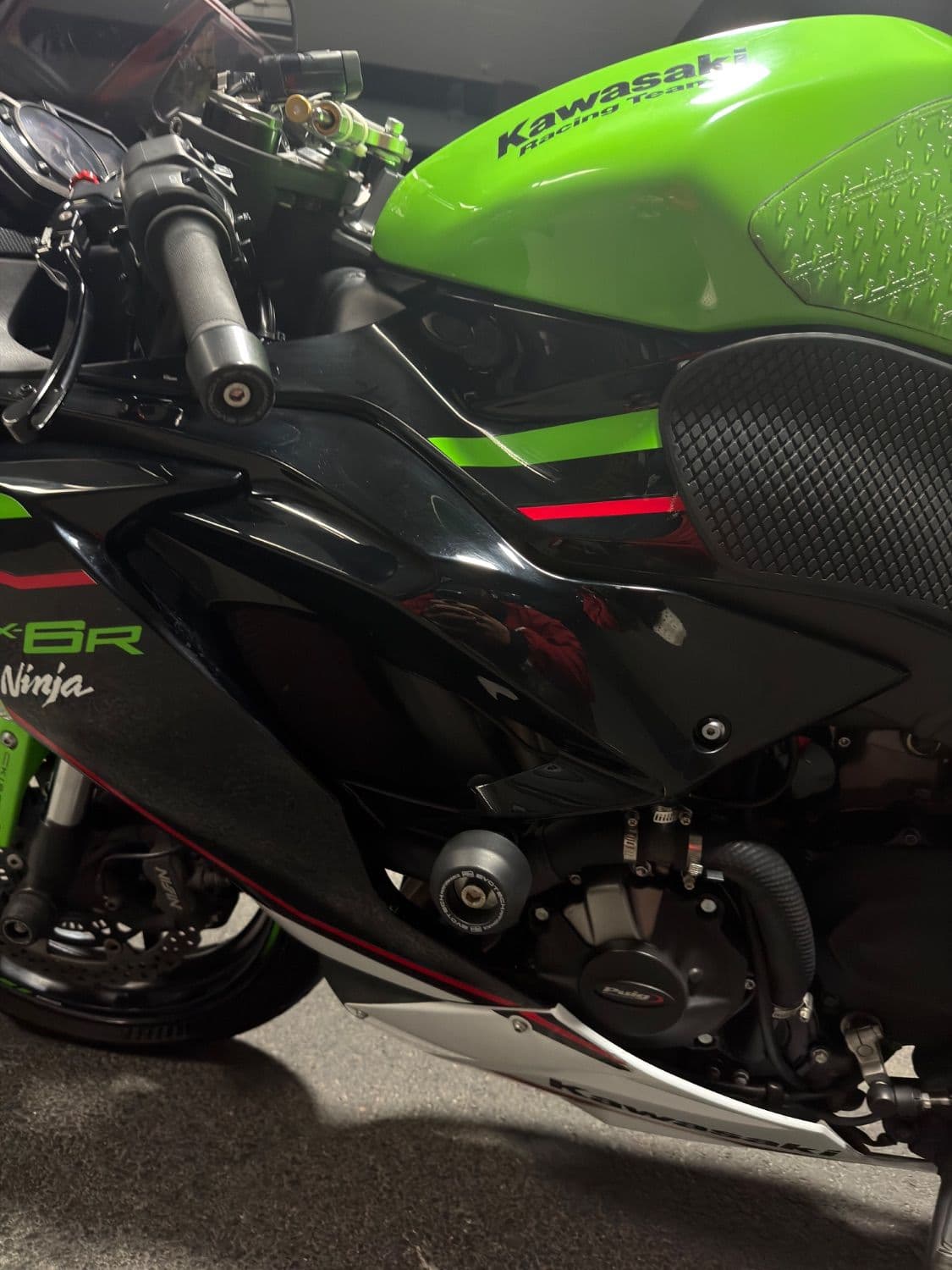 가와사키 닌자 ZX-6R 5