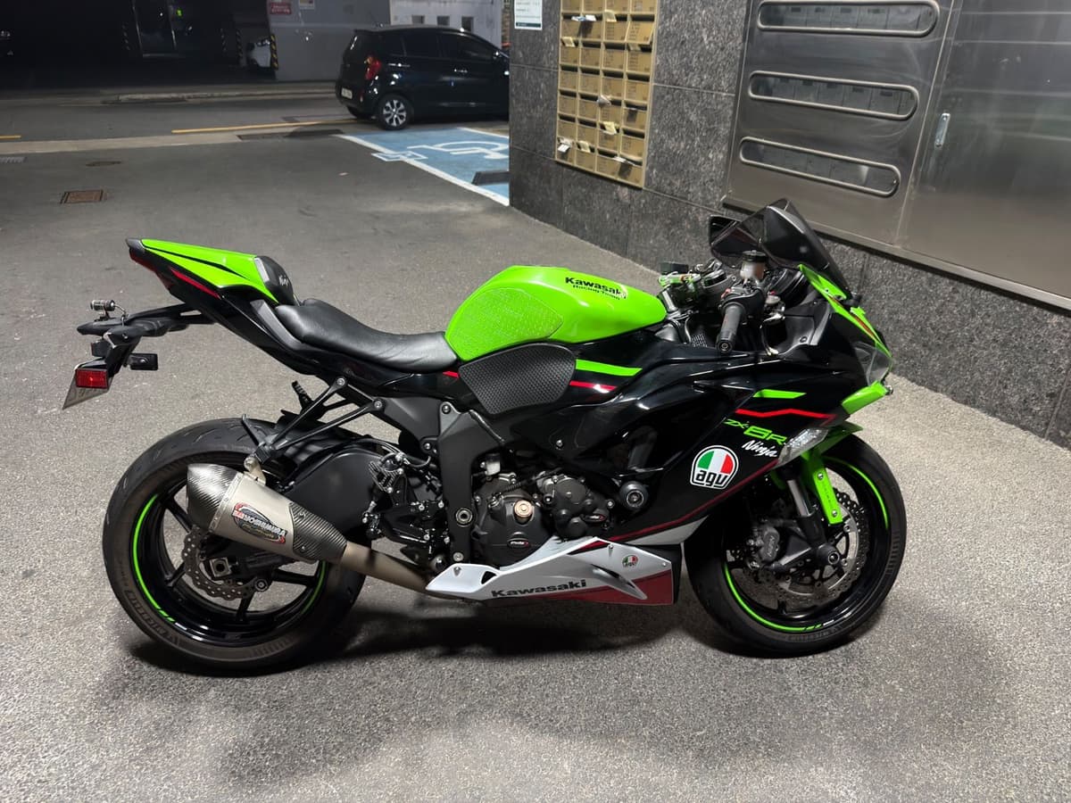 가와사키 닌자 ZX-6R 7