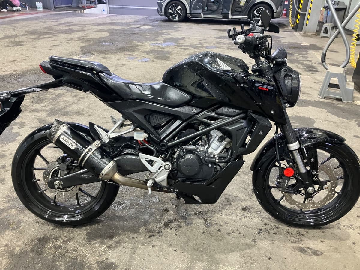 혼다 CB 125 R 1