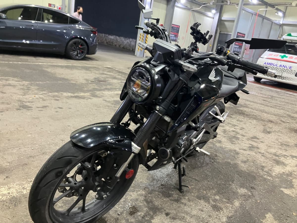 혼다 CB 125 R more