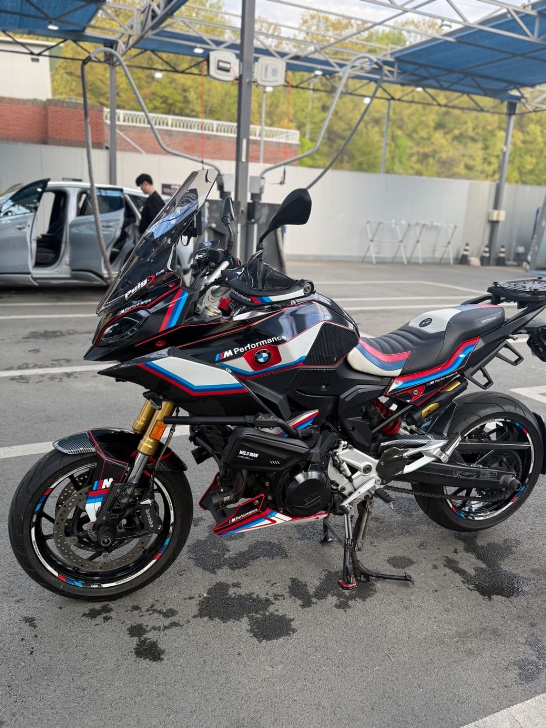 BMW F 900 XR more