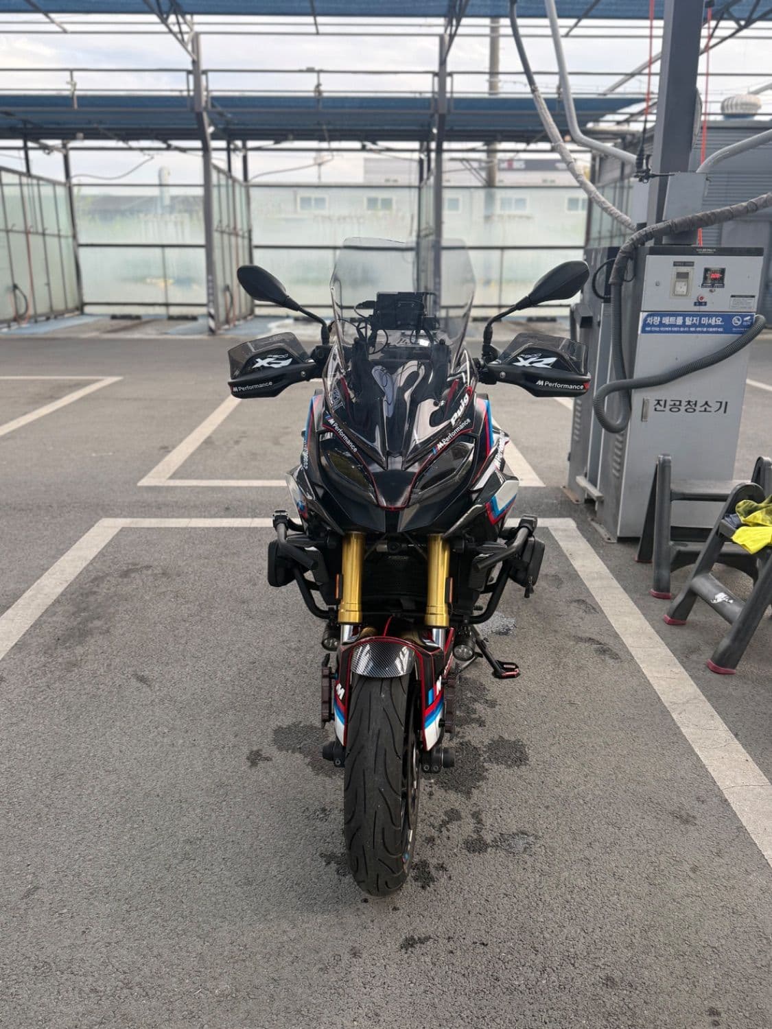 BMW F 900 XR 3
