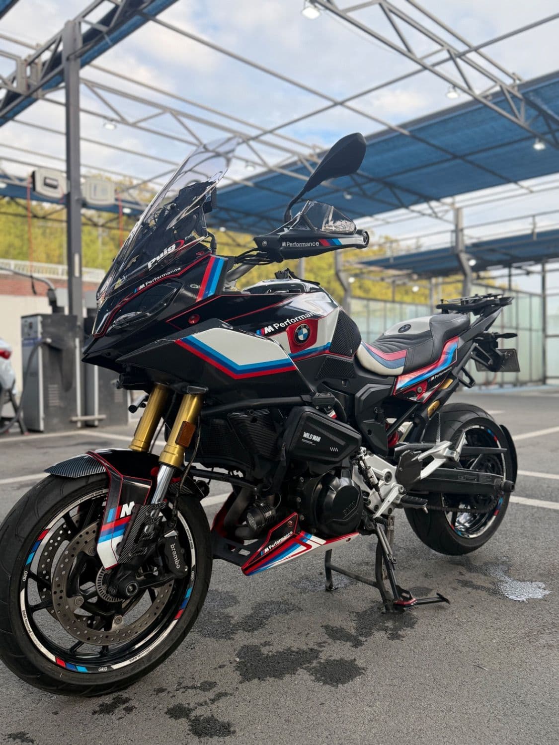BMW F 900 XR 1