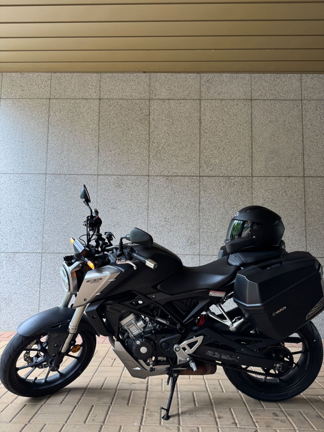 혼다 CB 125 R 1