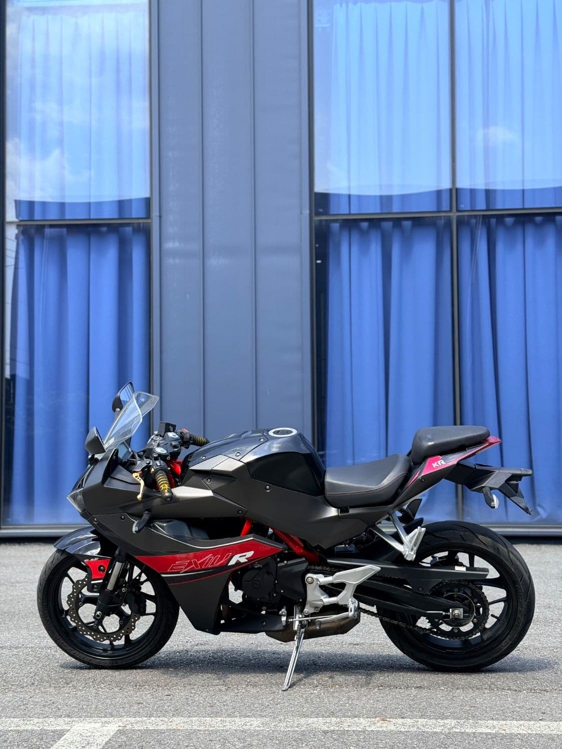 KR모터스 엑시브 250 R 2