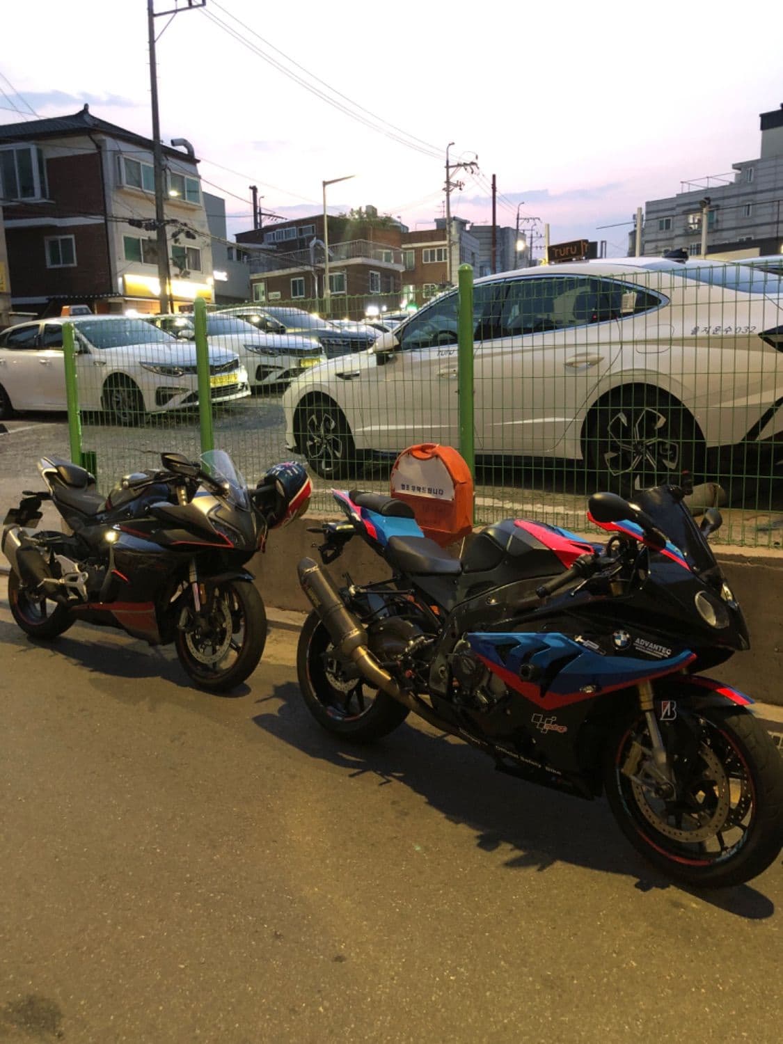 BMW S 1000 RR more
