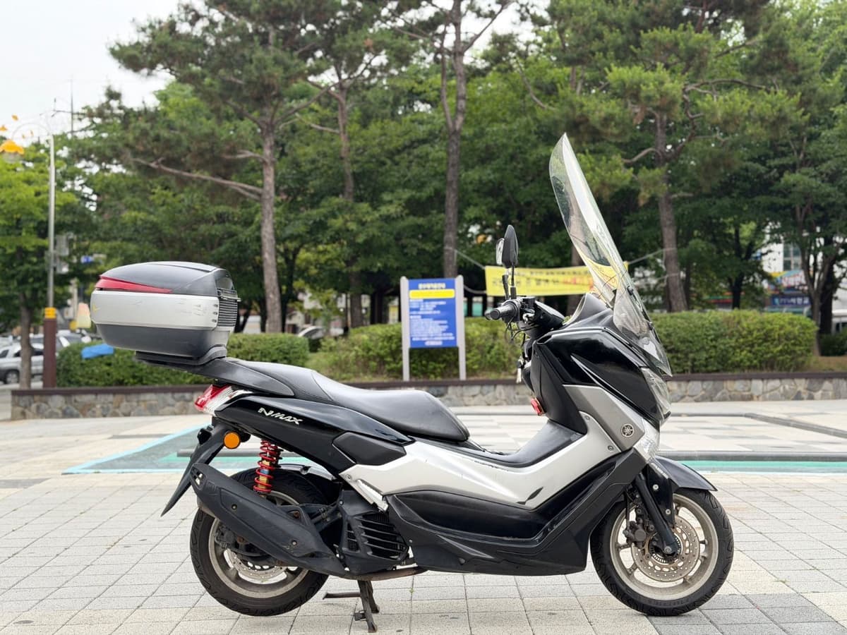 야마하 NMAX 125 4