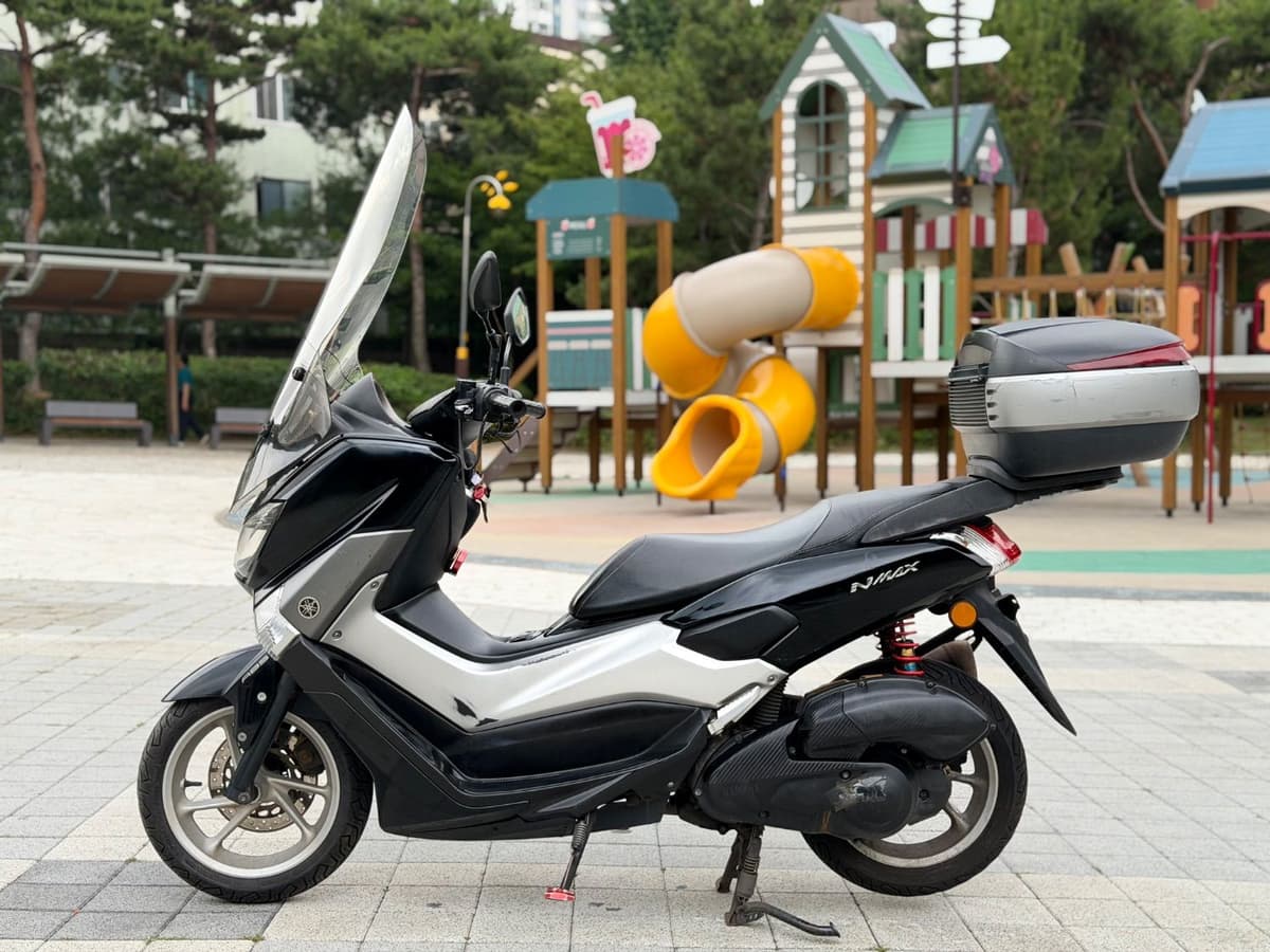 야마하 NMAX 125 more