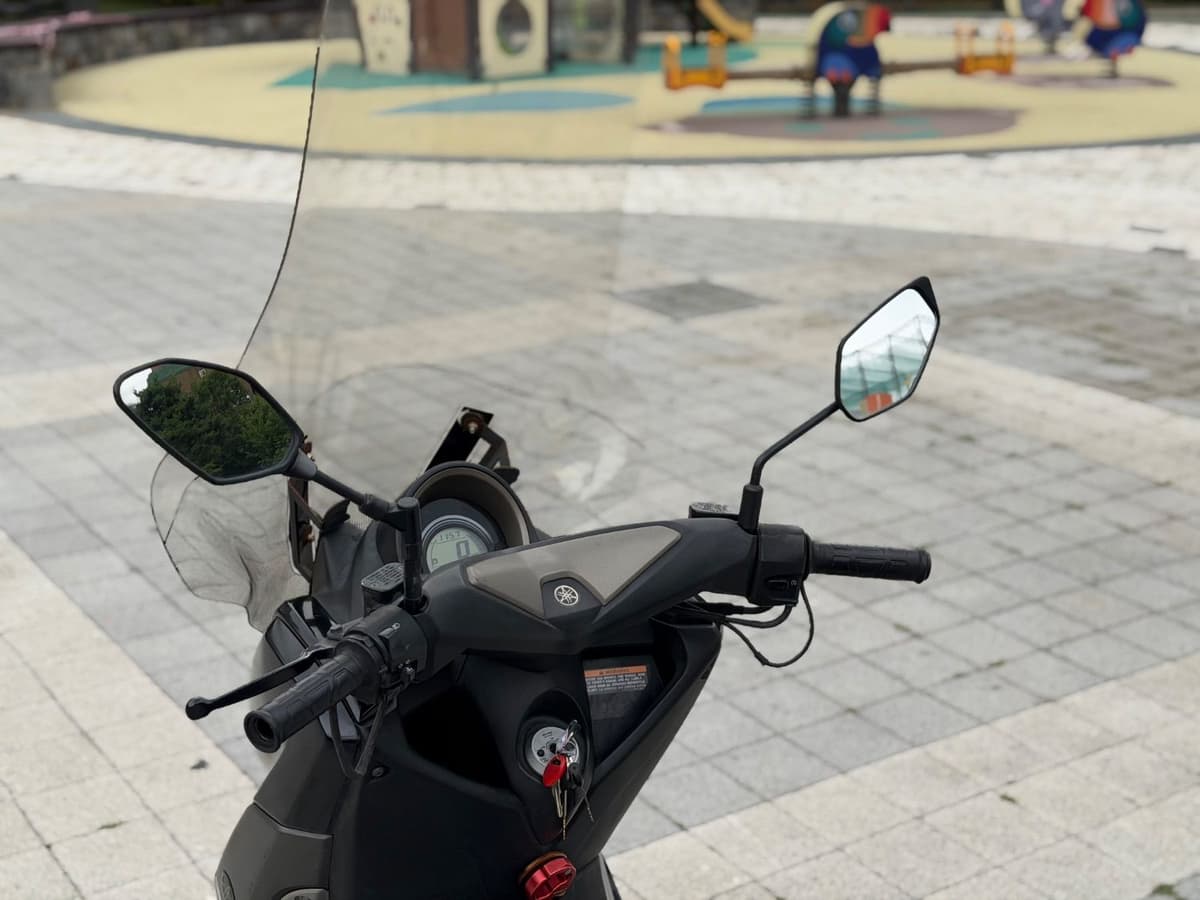 야마하 NMAX 125 7
