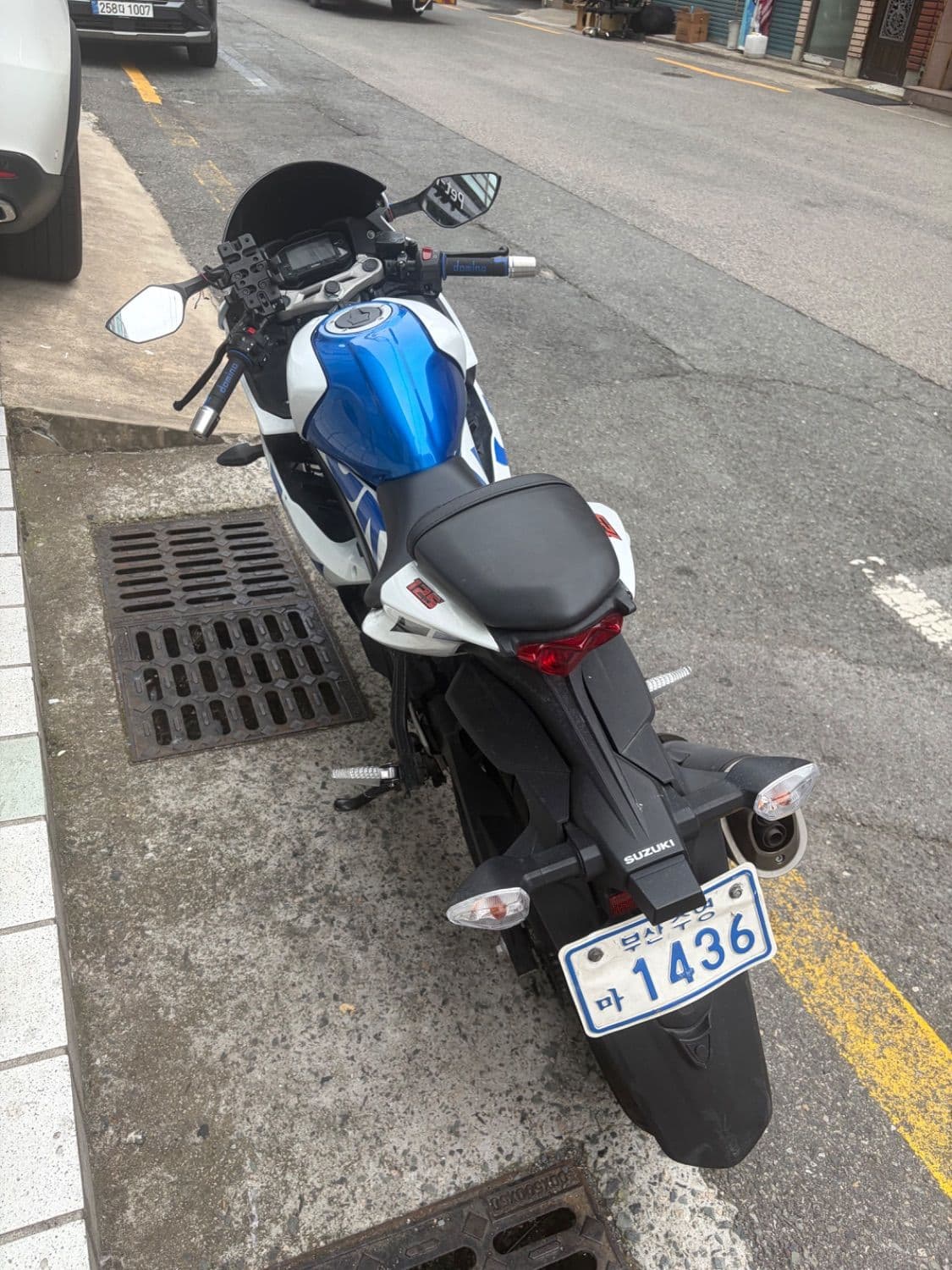 스즈키 GSX R 125 ABS 4