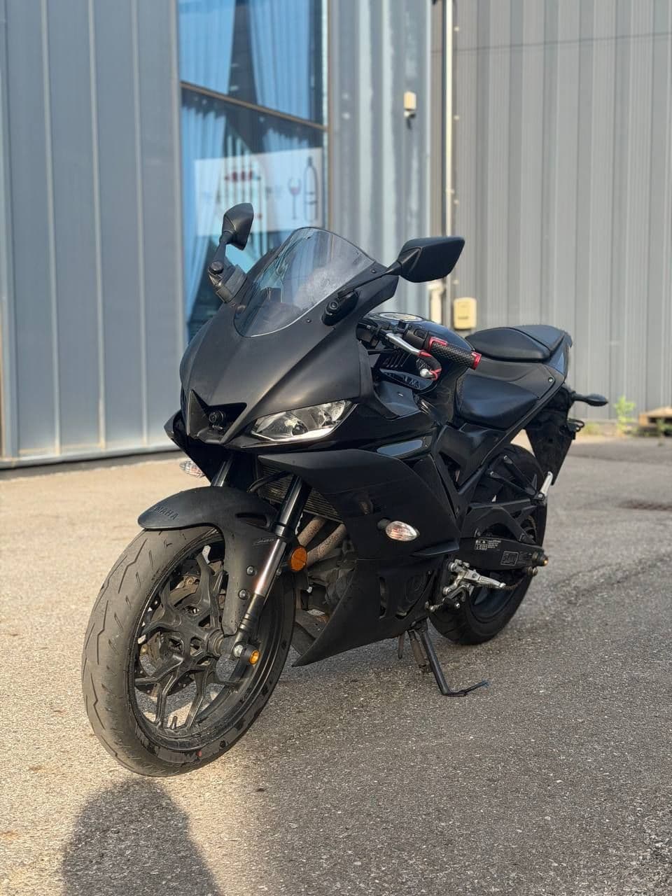 야마하 YZF R3 1