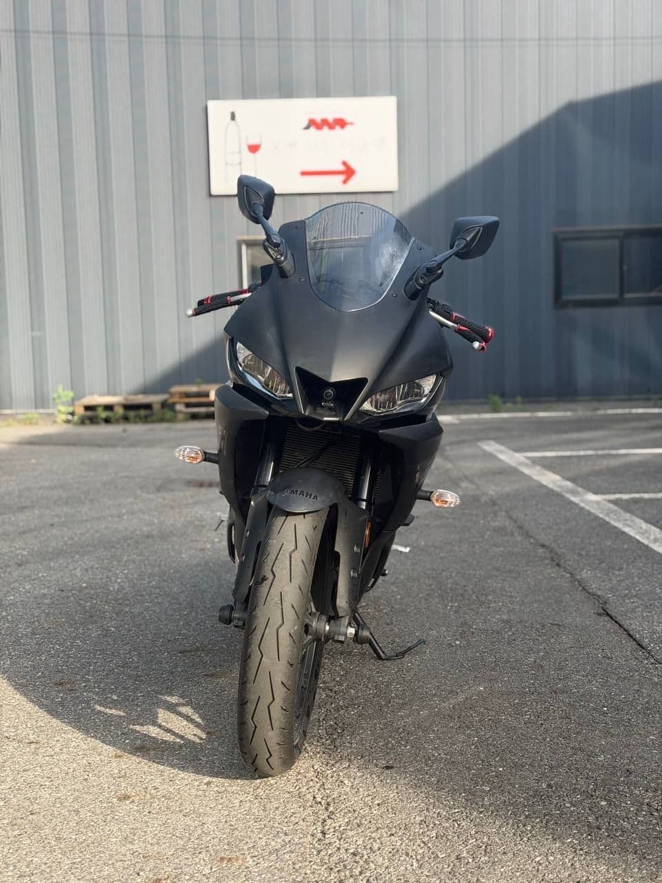 야마하 YZF R3 2