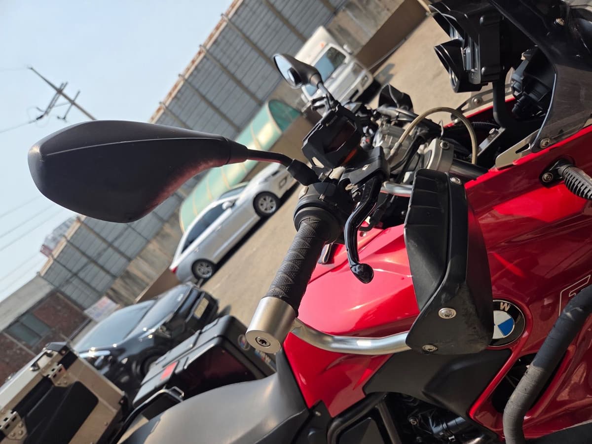 BMW F 700 GS more