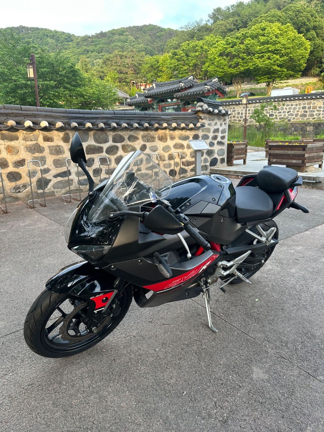 KR모터스 엑시브 250 R 1