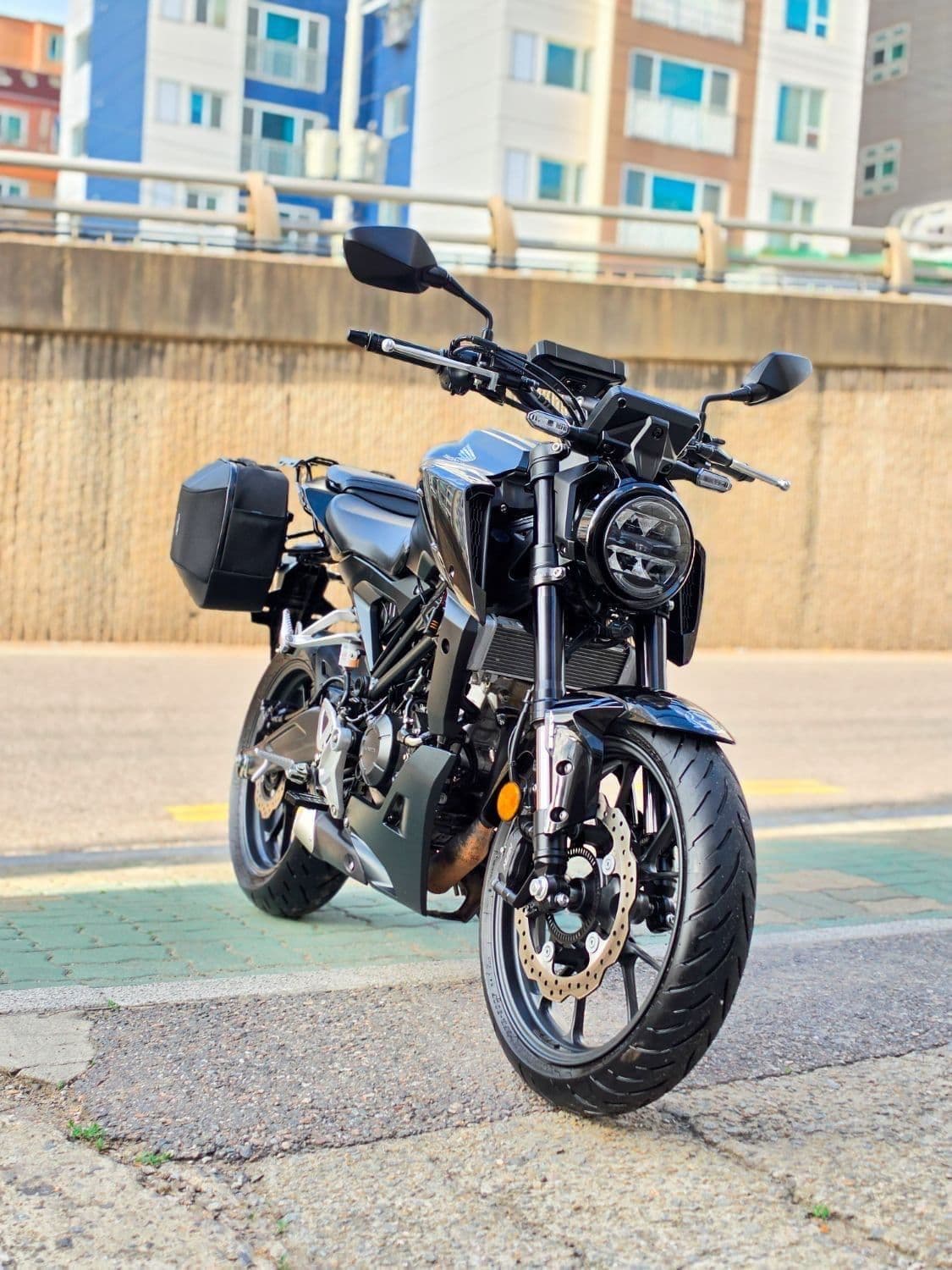 혼다 CB 125 R 2